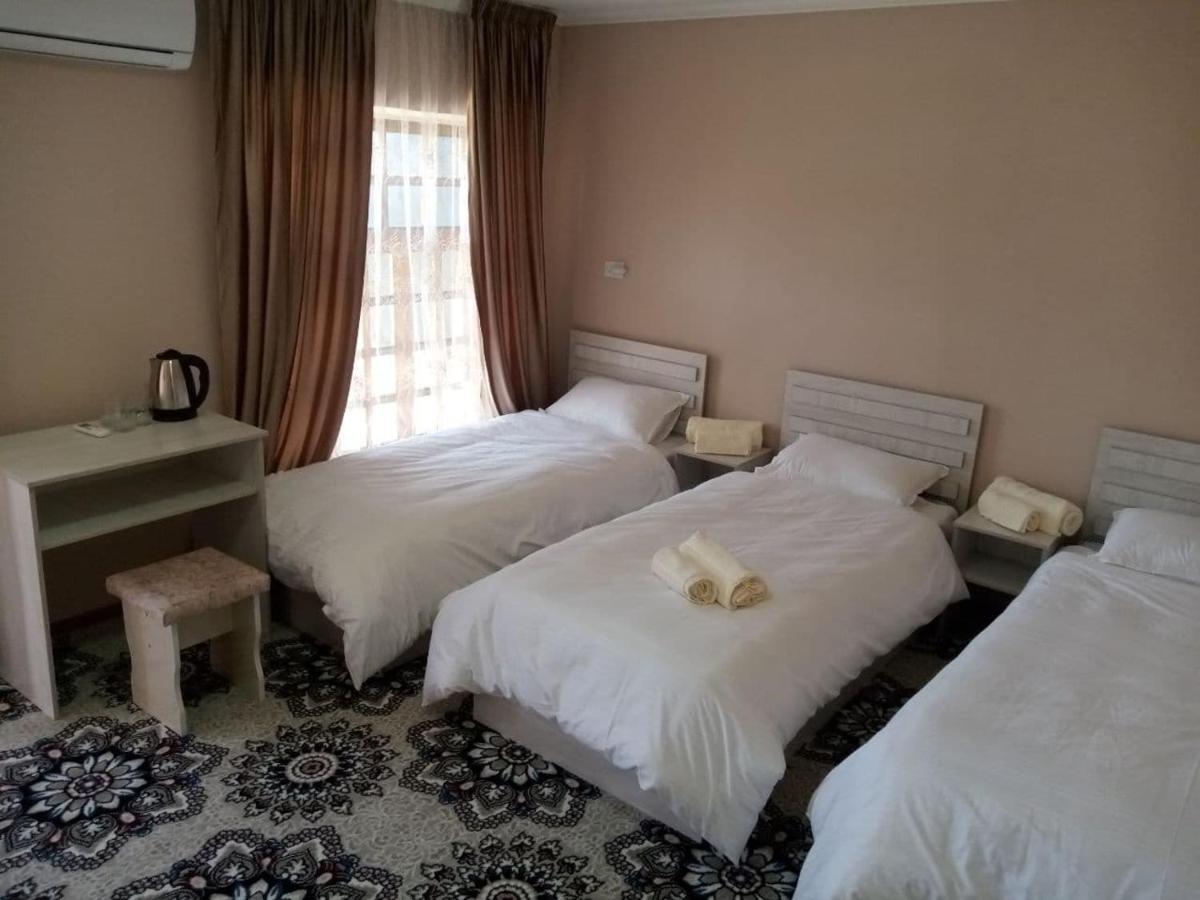 סמרקנד Istirohat Guest House מראה חיצוני תמונה
